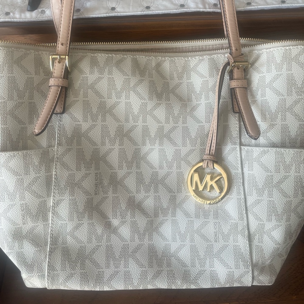 Michael kors Medium tote purse
